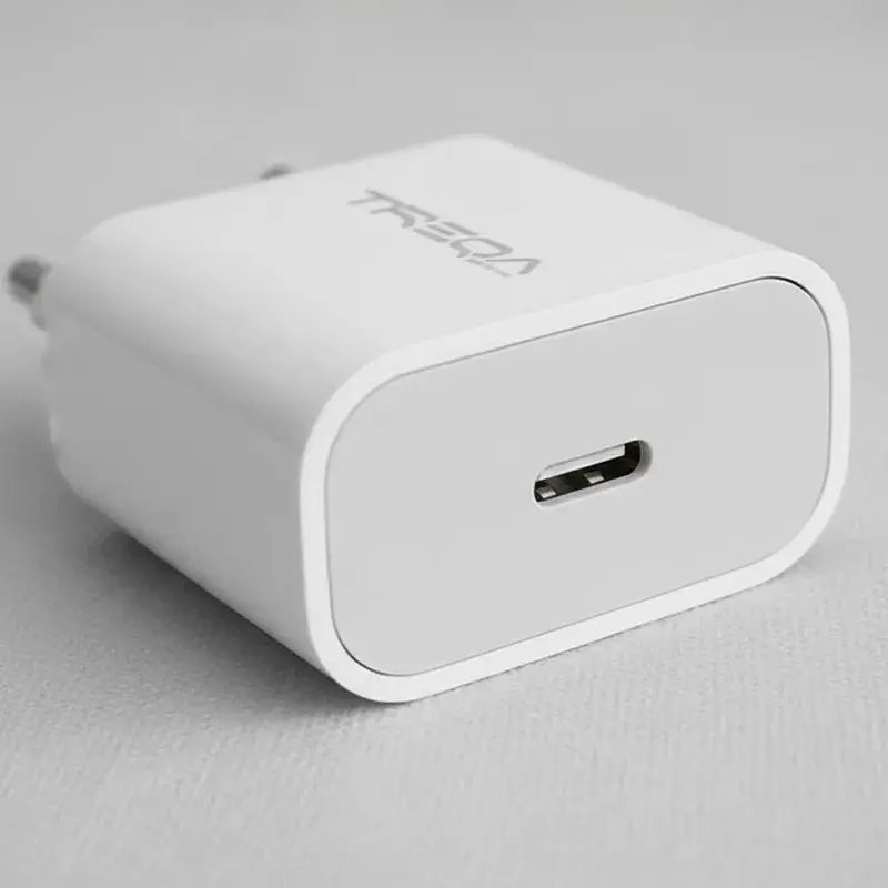 Cargador Treqa Compatible Tipo C 3.0a 100-240v Blanco®