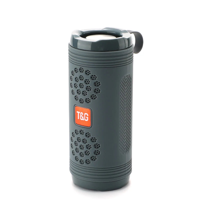 Parlante T&g 617 Pro Portátil Resistente Bluetooth, Fm, Sd®