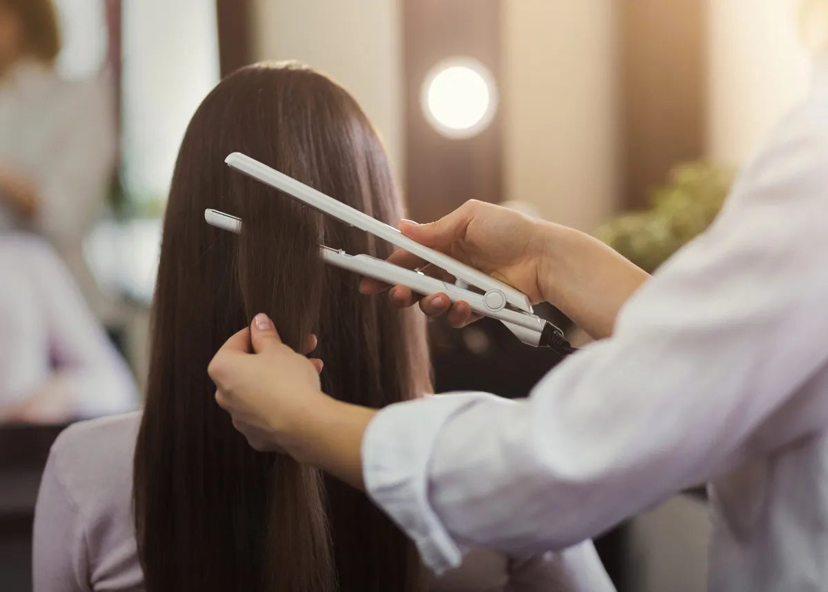 Planchita De Cabello Blanca Marvo Titanio Lisos Perfectos®