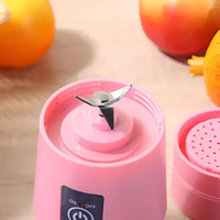 Mini Licuadora Portátil De Batido Recargable Usb 380ml Pink®