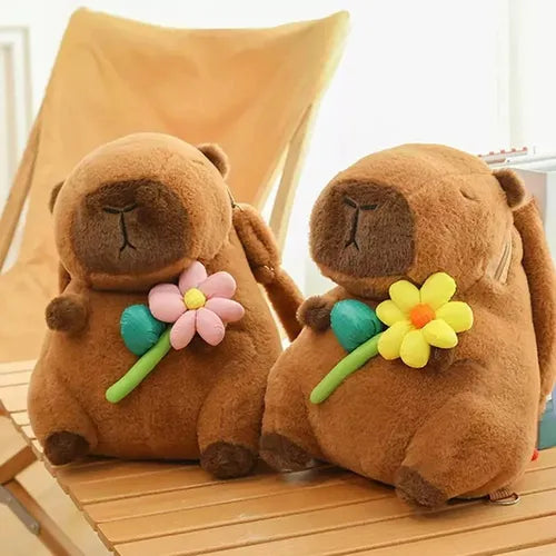 Peluche Capibara Mochila Con Flor Amarilla Para Niños®
